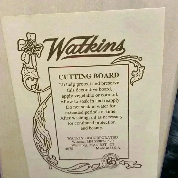 NWOT Watkins Wood Cutting Board 125th Anniversary  Woman Cooking Burned In - Picture 9 of 10